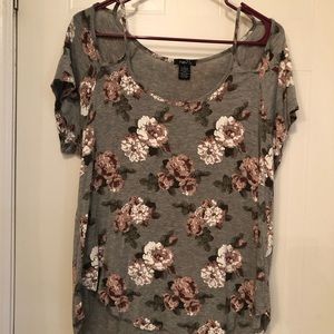 Rue21 gray floral shirt